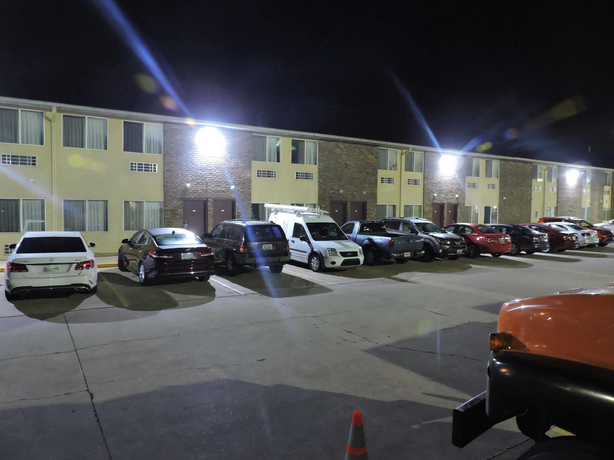 Baymont By Wyndham Bowling Green Exterior foto
